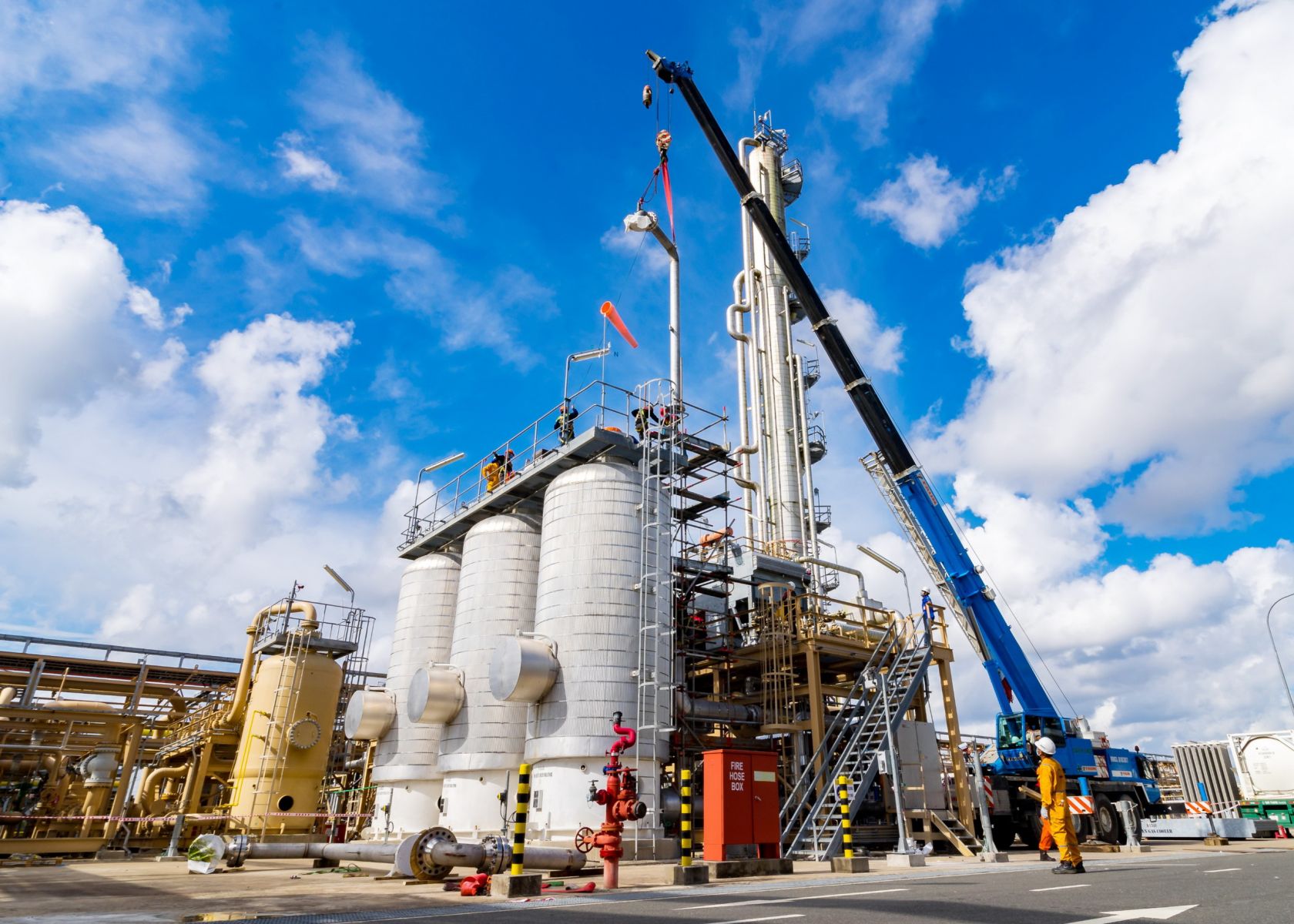 GAS: Nghị quyết HĐQT về việc chấp thuận gia hạn Hợp đồng hợp tác kinh doanh với PV Oil