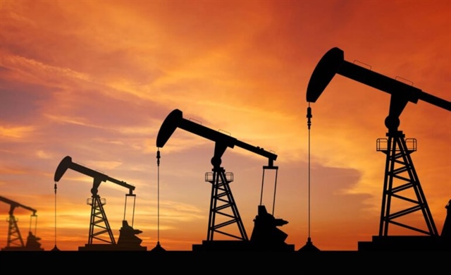 Giá dầu giảm 4% khi Mỹ khẳng định lệnh ngừng bắn với Iran vẫn được duy trì