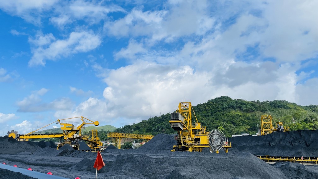 CTCP Xuất nhập khẩu than - Vinacomin