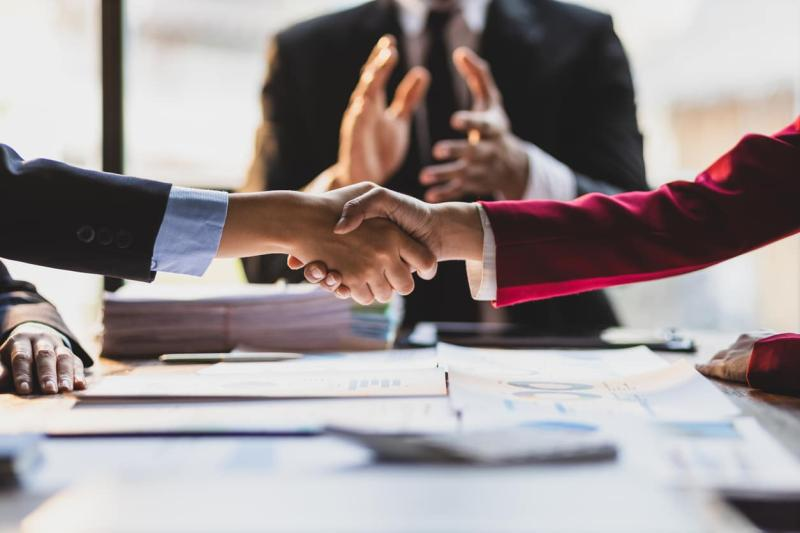 M&A toàn cầu bùng nổ trong quý 3 với loạt thương vụ hàng chục tỷ đô