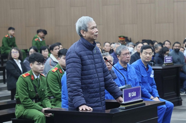 Cựu chủ tịch Tổng Công ty Xi măng nhận tiền biếu Tết nhưng 'không giở ra xem'