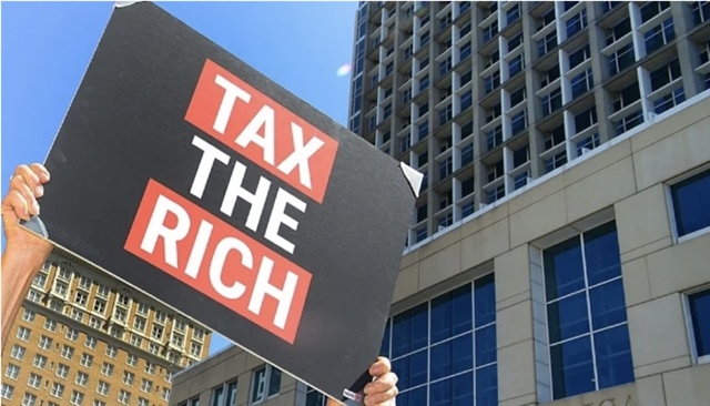 Gần 400 triệu phú và tỷ phú kêu gọi tăng thuế đối với người siêu giàu
