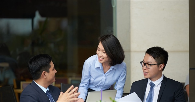 Muốn giảm rác thải doanh nghiệp, hãy đánh vào túi tiền của lãnh đạo