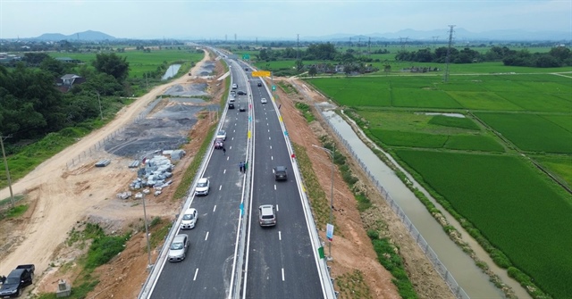 Tháng 1-2026 sẽ thu phí đường bộ cao tốc Bắc - Nam