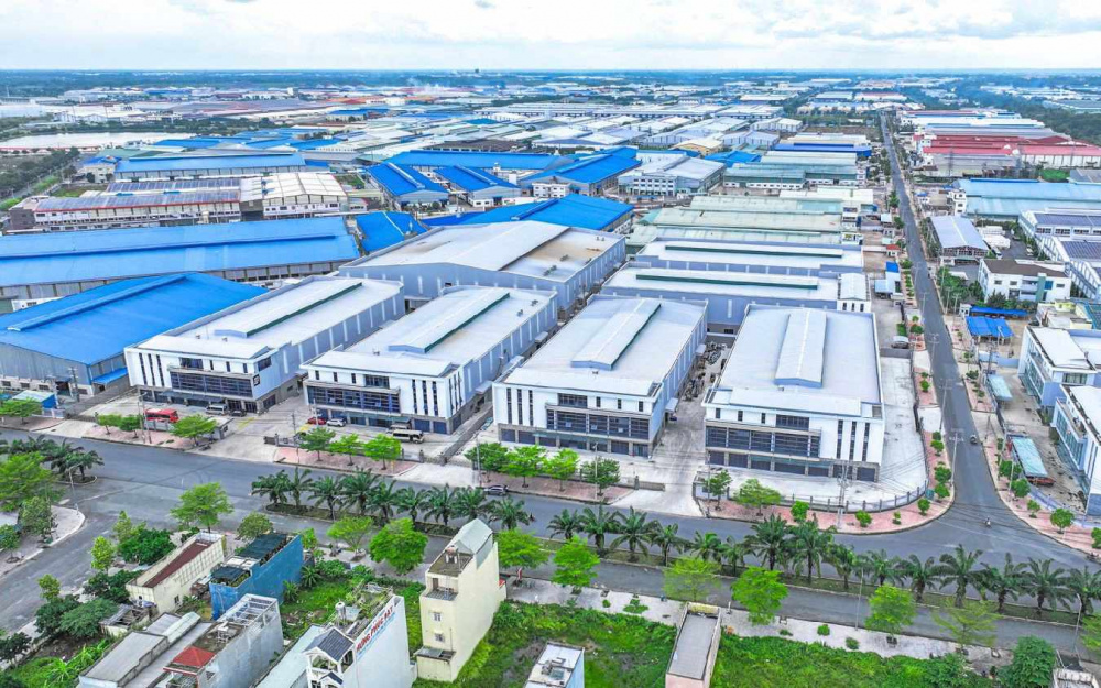 SZC: Thông báo giao dịch cổ phiếu của người nội bộ Hoàng Thị Qúy