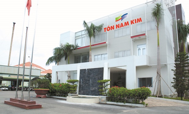 Quỹ ngoại đua bán cổ phiếu, Thép Nam Kim bị 'tuýt còi'