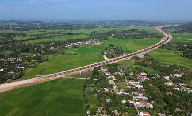 Tuyến cao tốc hơn 21.000 tỷ đồng, dài 88km do liên danh Đèo Cả thi công vượt tiến độ 6 tháng chính thức thông xe kỹ thuật vào hôm nay