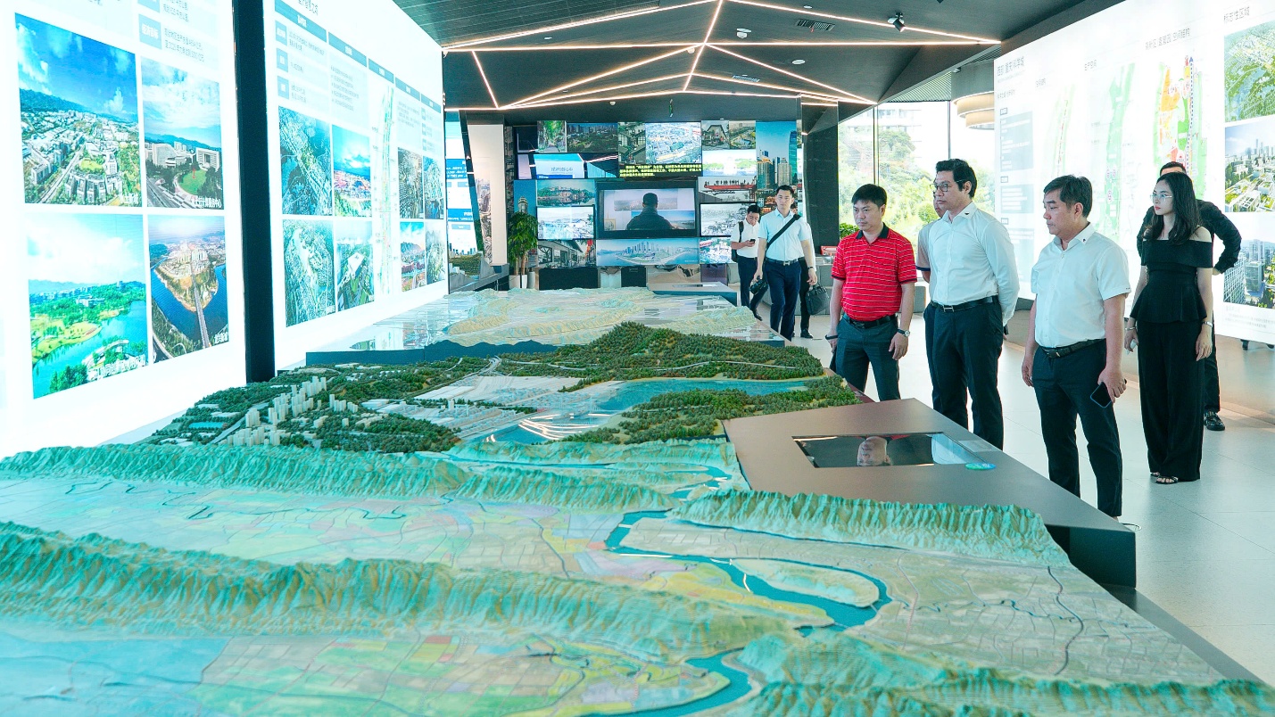 Văn Phú - Đèo Cả đề xuất dự án Đại lộ cảnh quan ven sông Hồng