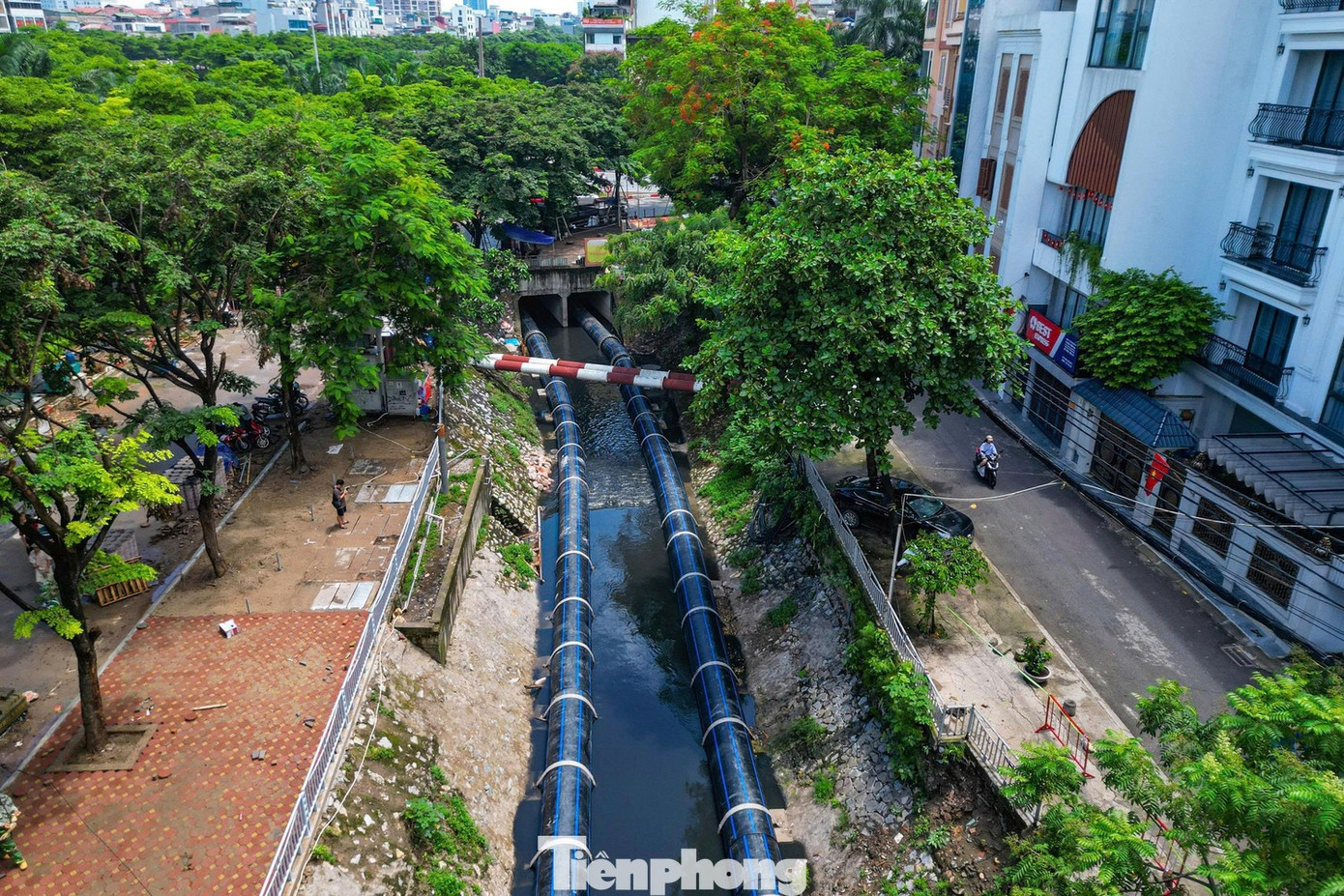 Hà Nội chi 869 tỷ đồng xây công trình khẩn cấp để bổ cập nước sông Tô Lịch và chống ngập